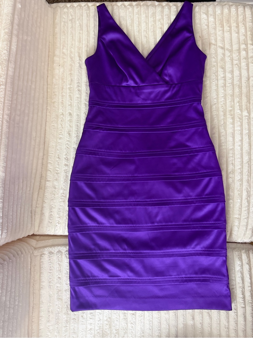 American Living Purple V-Neck Midi Bodycon Dress